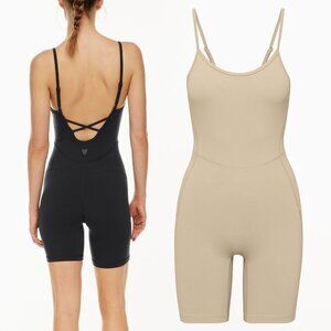 LAST CHANCE❗ARITZIA TNAction Life Leap Romper 7" Short Onesie XS FLUENT TAUPE